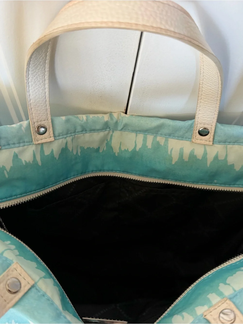 Steve Madden Tie Dye Blue/White Duffle Bag Diaper Beach Travel Vacation